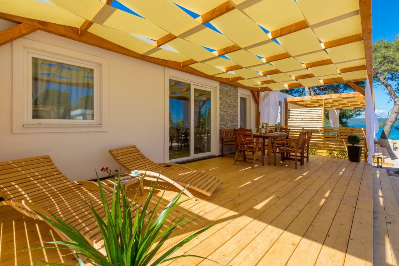 Mobile Homes Pine Tree Dobropoljana Εξωτερικό φωτογραφία