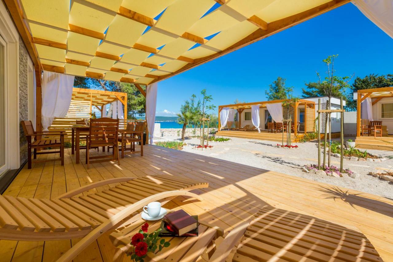 Mobile Homes Pine Tree Dobropoljana Εξωτερικό φωτογραφία